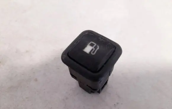 Volkswagen PASSAT B5 Fuel tank opening switch 3b0959833a