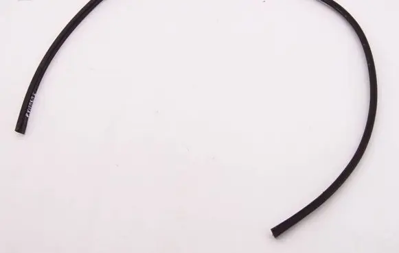 Suzuki Grand Vitara I Rubber seal front coupe door window 