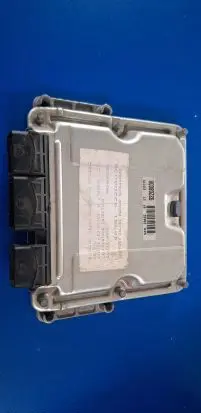 Peugeot 607 Engine control unit/module 9654695180