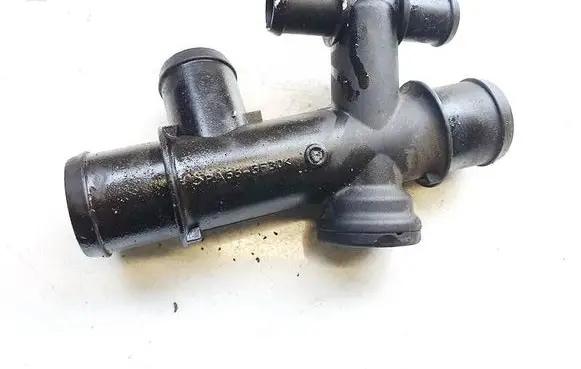 Jaguar XJ X351 Engine coolant pipe/hose