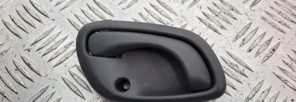 Suzuki Grand Vitara I Front door interior handle