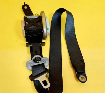 Nissan Almera Tino Front seatbelt 86885BU071