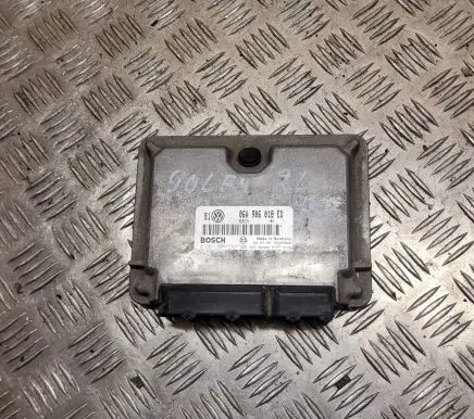 Volkswagen Golf IV Engine control unit/module 06A906018ED 26SA5946 0261206322