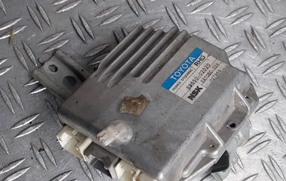 Toyota Corolla E120 E130 Power steering control unit/module 8965002020 027960