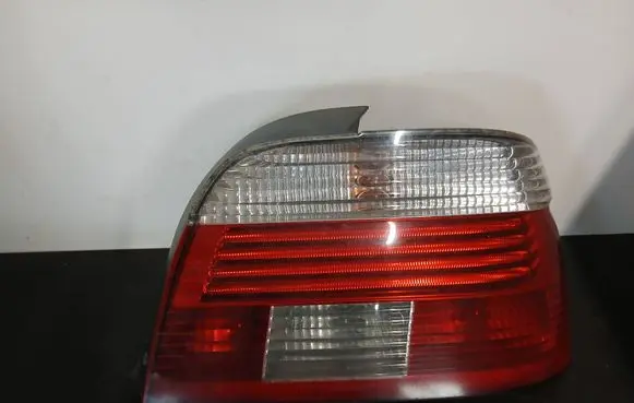 BMW 5 E39 Tailgate rear/tail lights 02510123