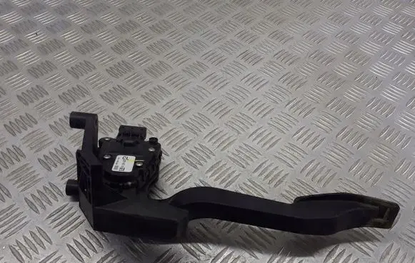 Opel Corsa C Accelerator pedal position sensor 9129423