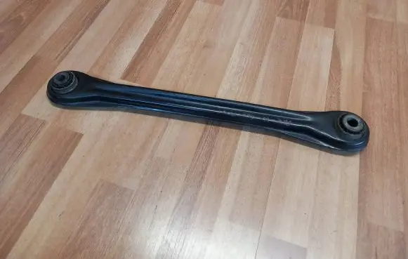 Volkswagen Touareg I Rear traction arm rod 7L0501531B 7L8501529A