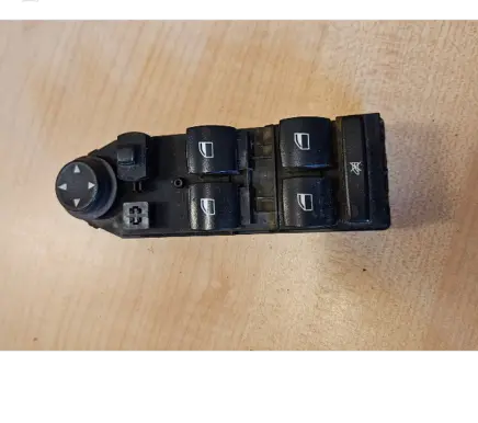 BMW 5 E60 E61 Electric window control switch 6951905 MT043100074 391539A