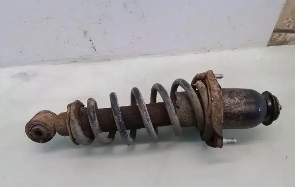 Toyota Avensis T250 Rear shock absorber with coil spring 