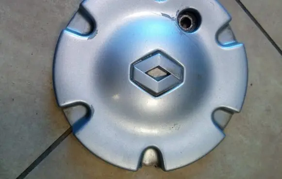 Renault Megane I Original wheel cap 7700428725 NE70105