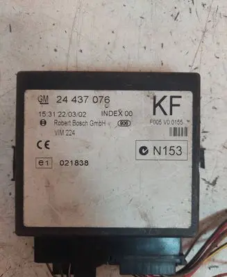 Opel Zafira A Comfort/convenience module 24437076 021838 F005V00155