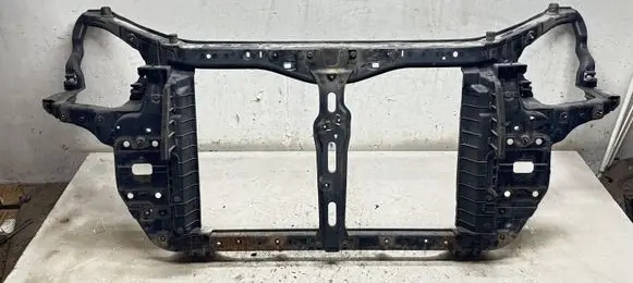 KIA Carens II Radiator support slam panel 641011D000