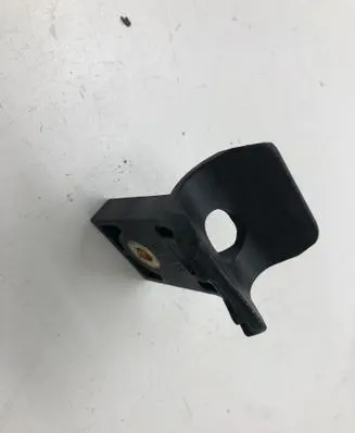 Opel Meriva B Radiator mount bracket 13262692 329510614