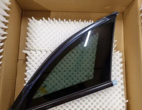 Mercedes-Benz C W205 Rear side window A2056707200