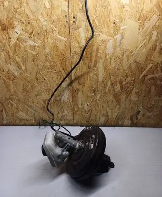 Opel Corsa C Brake booster 90576562 3001033