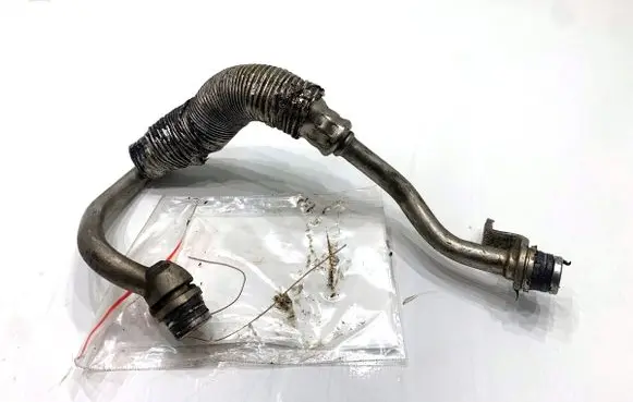 BMW X6 E71 Turbo turbocharger oiling pipe/hose 