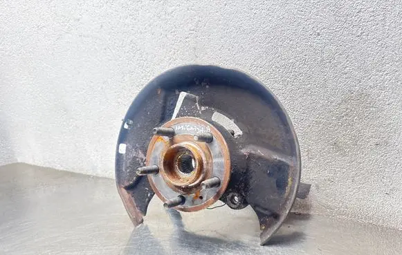 Opel Insignia A Front wheel hub
