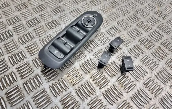 Ford Mondeo MK IV Electric window control switch 7S7T14A132BC A2408980711 6m2t14529ad