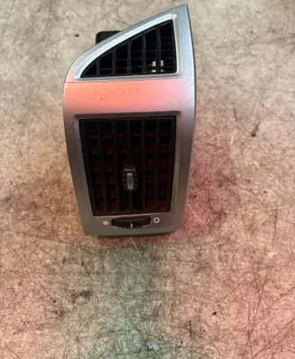 Fiat Ducato Dashboard air vent grill cover trim 385800