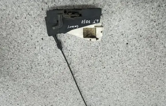 Ford Galaxy Rear door lock 93BG220A20DD