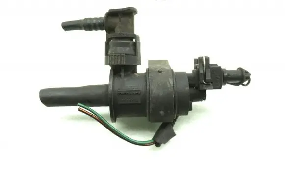 Volvo S40 Vacuum valve 8653909