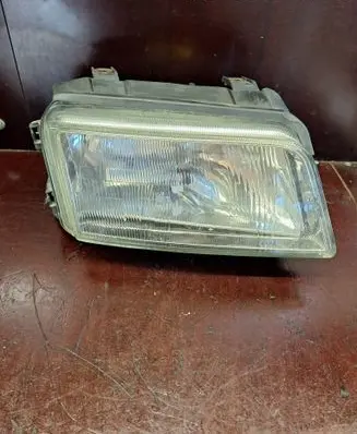 Audi A4 S4 B5 8D Headlight/headlamp 1307022195