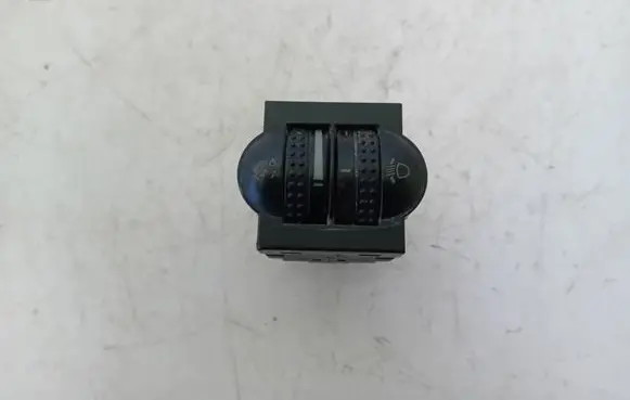 Volkswagen PASSAT B5 Headlight level height control switch 3B0941333