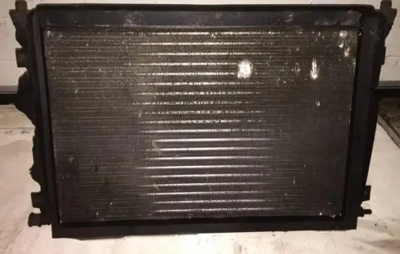 Renault Scenic I Coolant radiator