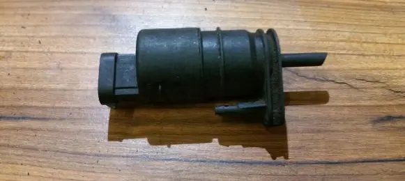 Renault Clio I Windscreen/windshield washer pump 7700802336