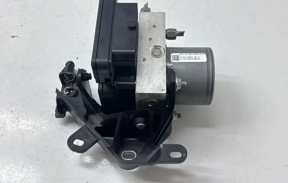 Tesla Model 3 ABS Pump 110354100A TFR21081000LKS
