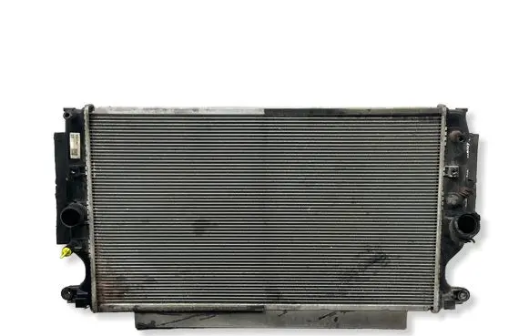 Toyota Avensis T270 Coolant radiator MF4221340592 090722
