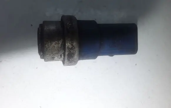 Audi A6 S6 C5 4B Coolant temperature sensor 8D0959481B