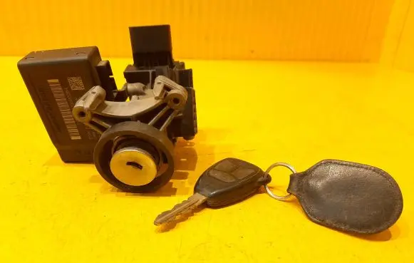 Jeep Grand Cherokee (WK) Front door electric wing mirror TGVCH120500264 5605017AS