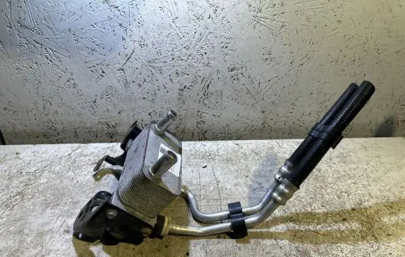 Jeep Grand Cherokee WL Gearbox / Transmission oil cooler 68379505AA 70252317 2021048311F1300