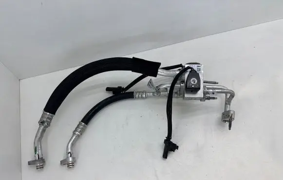 Peugeot 2008 II Air conditioning (A/C) pipe/hose 9826918880