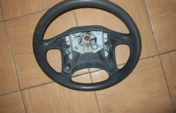 Volvo S40 Steering wheel s40xxxxxxxx