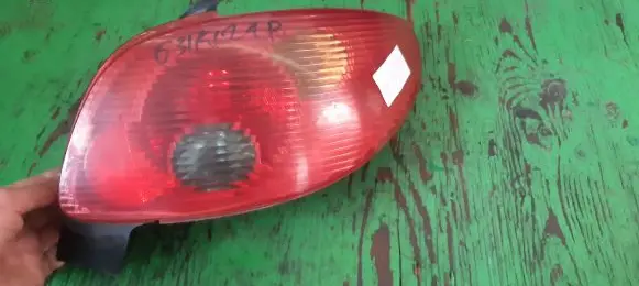 Peugeot 206 Rear/tail lights