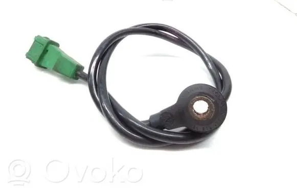 Audi A4 S4 B5 8D Detonation knock sensor 054905377H