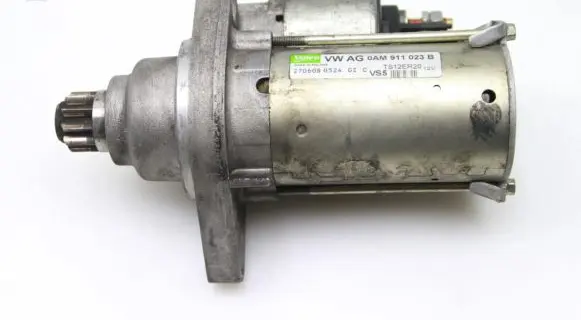 Volkswagen Tiguan Starter motor 0AM911023B