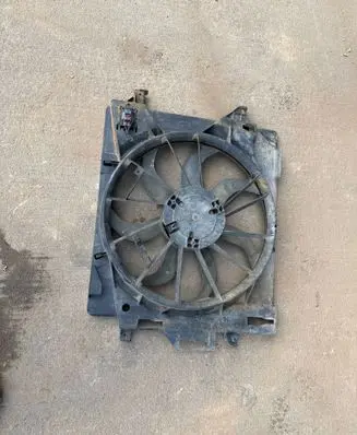 Chrysler Voyager Electric radiator cooling fan 7767AB0551 04677767AB T767AB0551