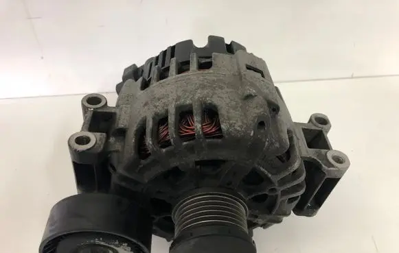 BMW 3 E46 Generator/alternator part 752149001 7521490