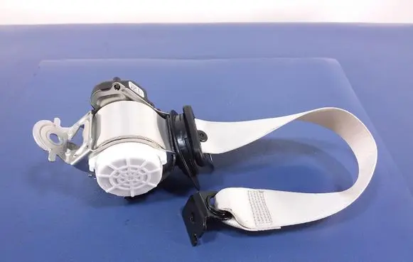 BMW X7 G07 Front seatbelt 6998169
