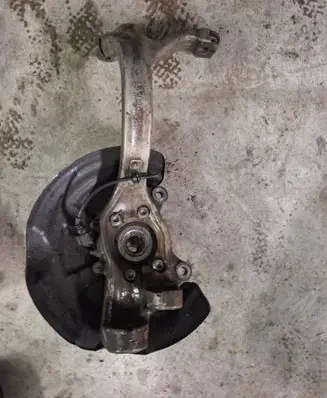 Audi A6 S6 C6 4F Front wheel hub spindle knuckle R4F0258