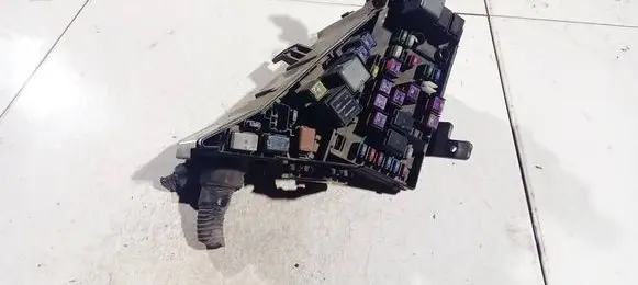 Subaru Forester SH Fuse box set mb100200b