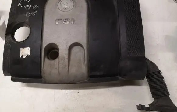 Volkswagen Golf V Engine cover (trim) 03C129607 4608385916