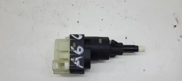Audi A6 S6 C5 4B Brake pedal sensor switch 1K2945511