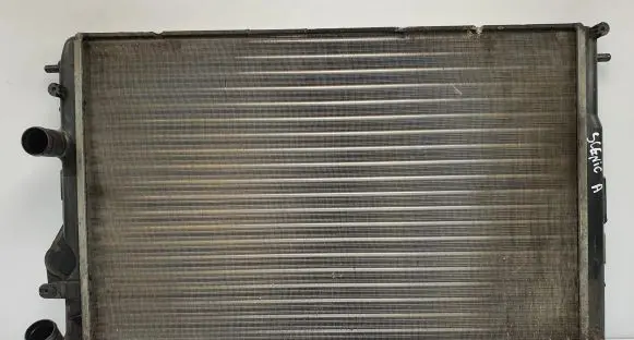 Renault Scenic I Coolant radiator 8200062690