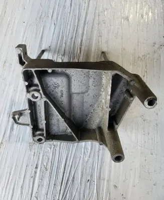 Renault Twingo III Engine mount bracket 926141091R
