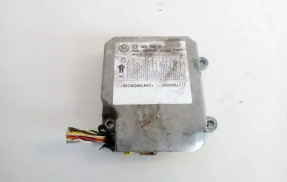 Volkswagen PASSAT B5.5 Airbag control unit/module 1c0909605b 08030812f