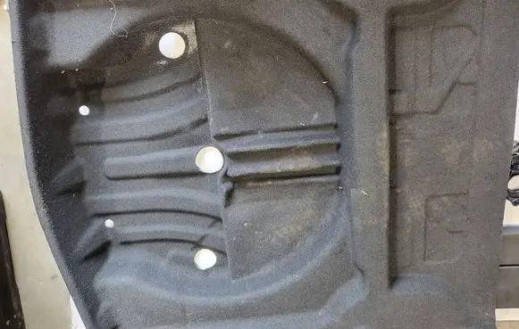 Trunk/boot floor carpet liner